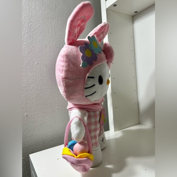 SOLD-Hello Kitty Easter Stepper - Picture 2 of 3